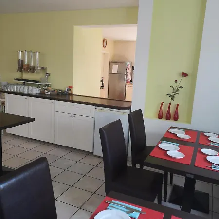 Bed & Breakfast Haus Hillebrand 3*