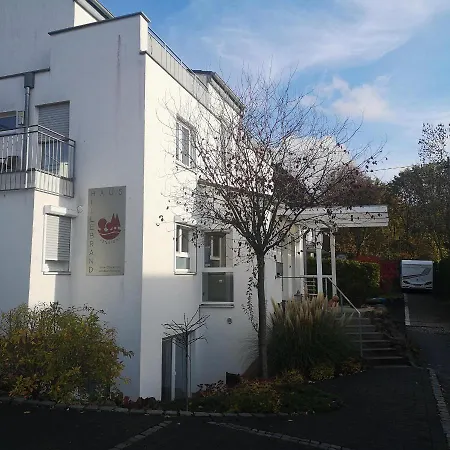 Haus Hillebrand Bed & Breakfast 3*