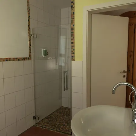 Haus Hillebrand Гостевой дом Бад-Хоннеф-на-Рейне